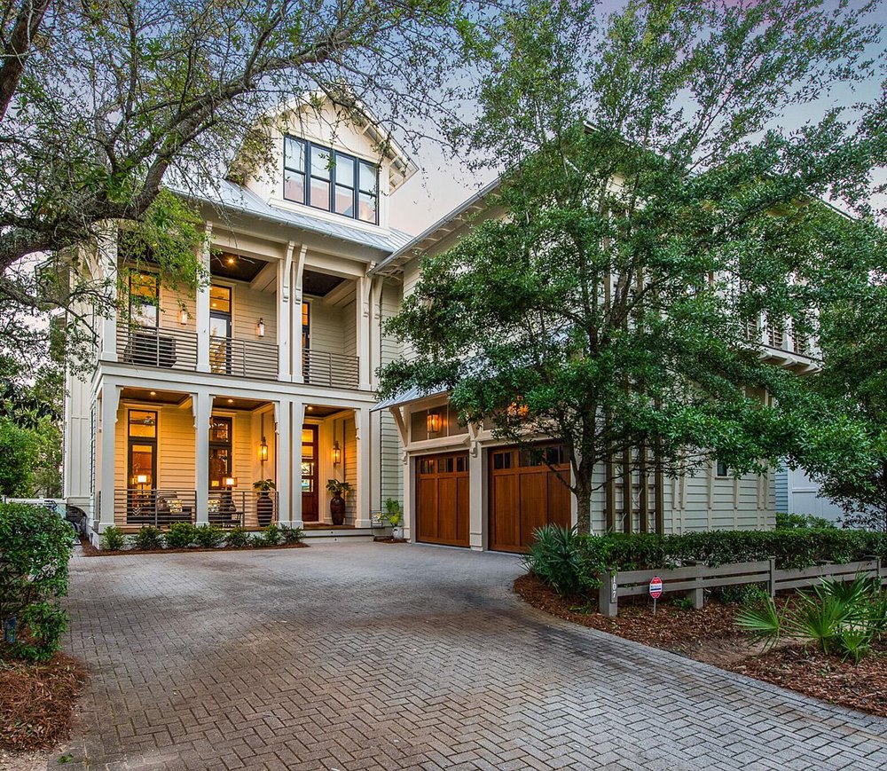 Luxurious Beach House in Florida Exterior